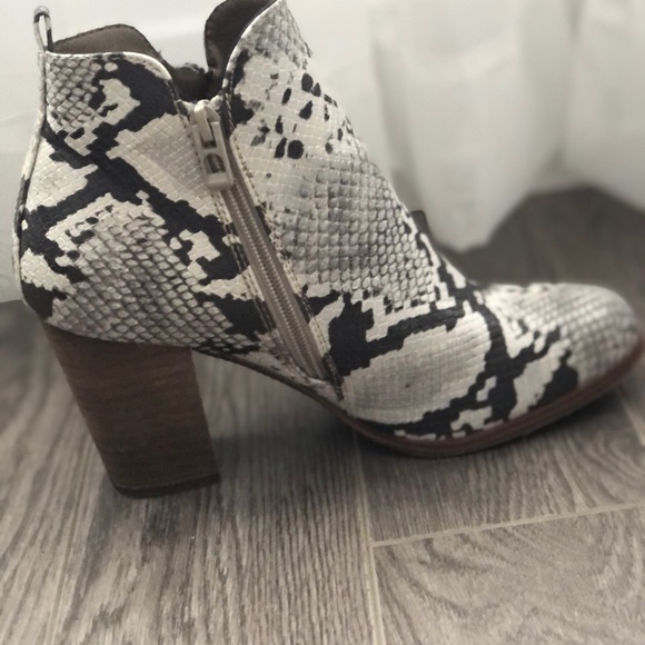 Skane Ankle boots - Picture 3 of 4